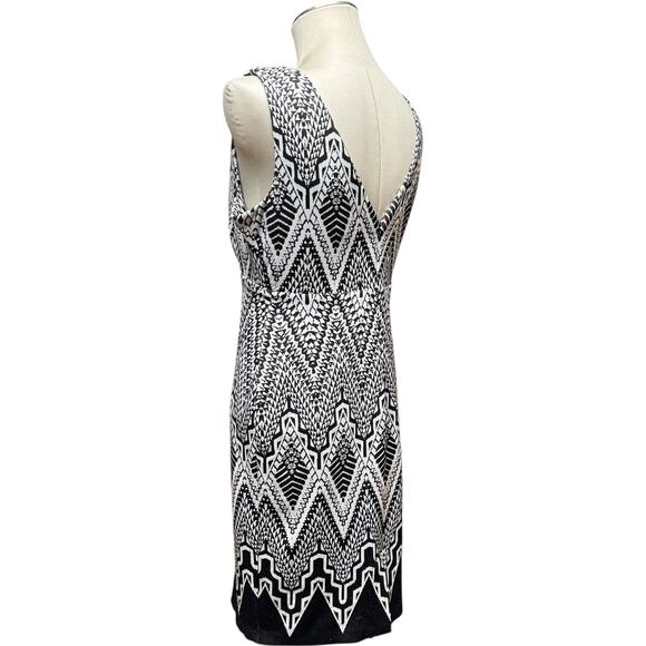 Calvin Klein Sleeveless V-Neck Sheath Dress Black White 8 - Picture 4 of 8